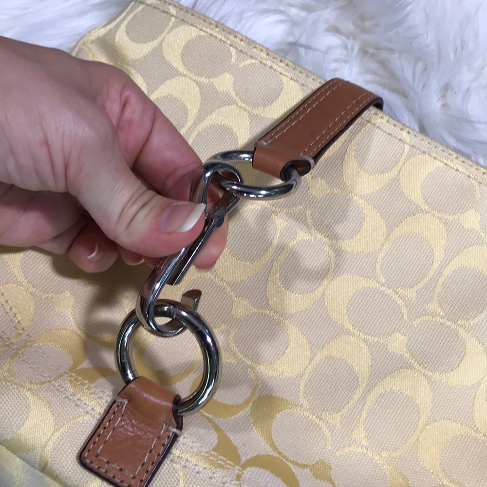 Coach light yellow purse EUC - Picture 3 of 6